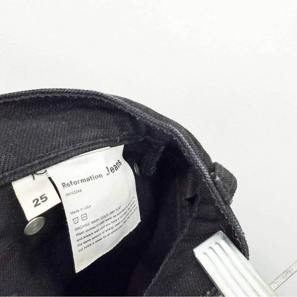 Reformation Natasha High Relaxed Jean Black Size 25 - Picture 7 of 9